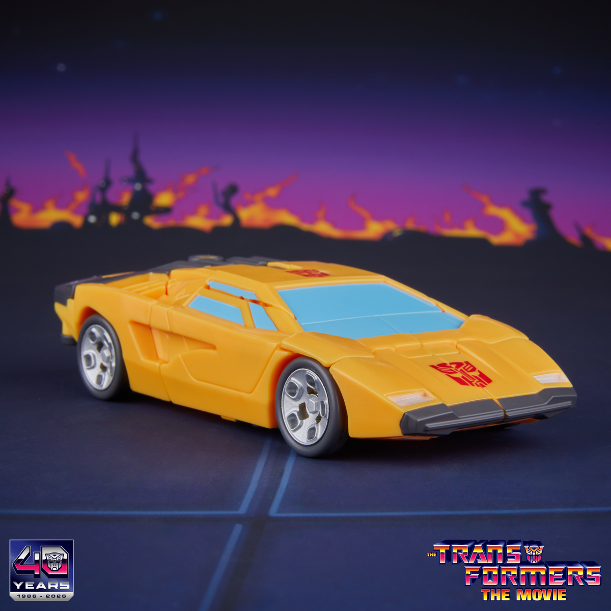 Transformers Studio Series The Transformers: The Movie Deluxe Class Sunstreaker